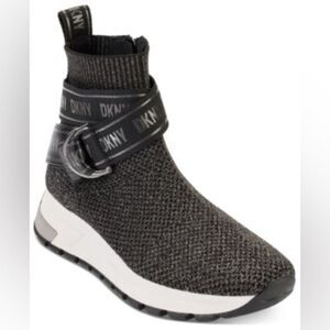 DKNY
Women's Miley Strapped Slip-On Sneakers